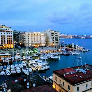 Apartment Oasi Santa Lucia, Naples
