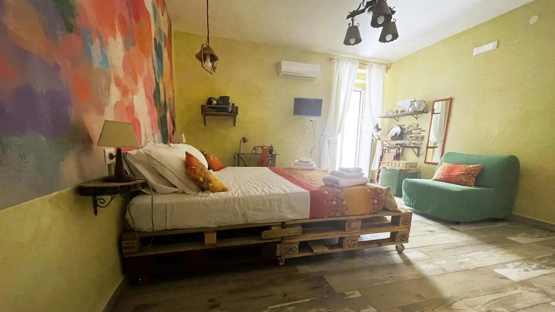 Famme Sta Cuiete 2 Hotel Naples Guest house