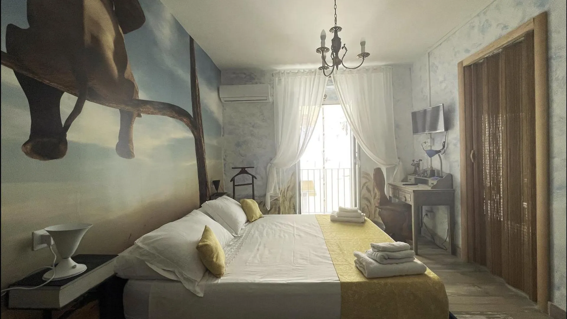 Famme Sta Cuiete 2 Hotel Naples